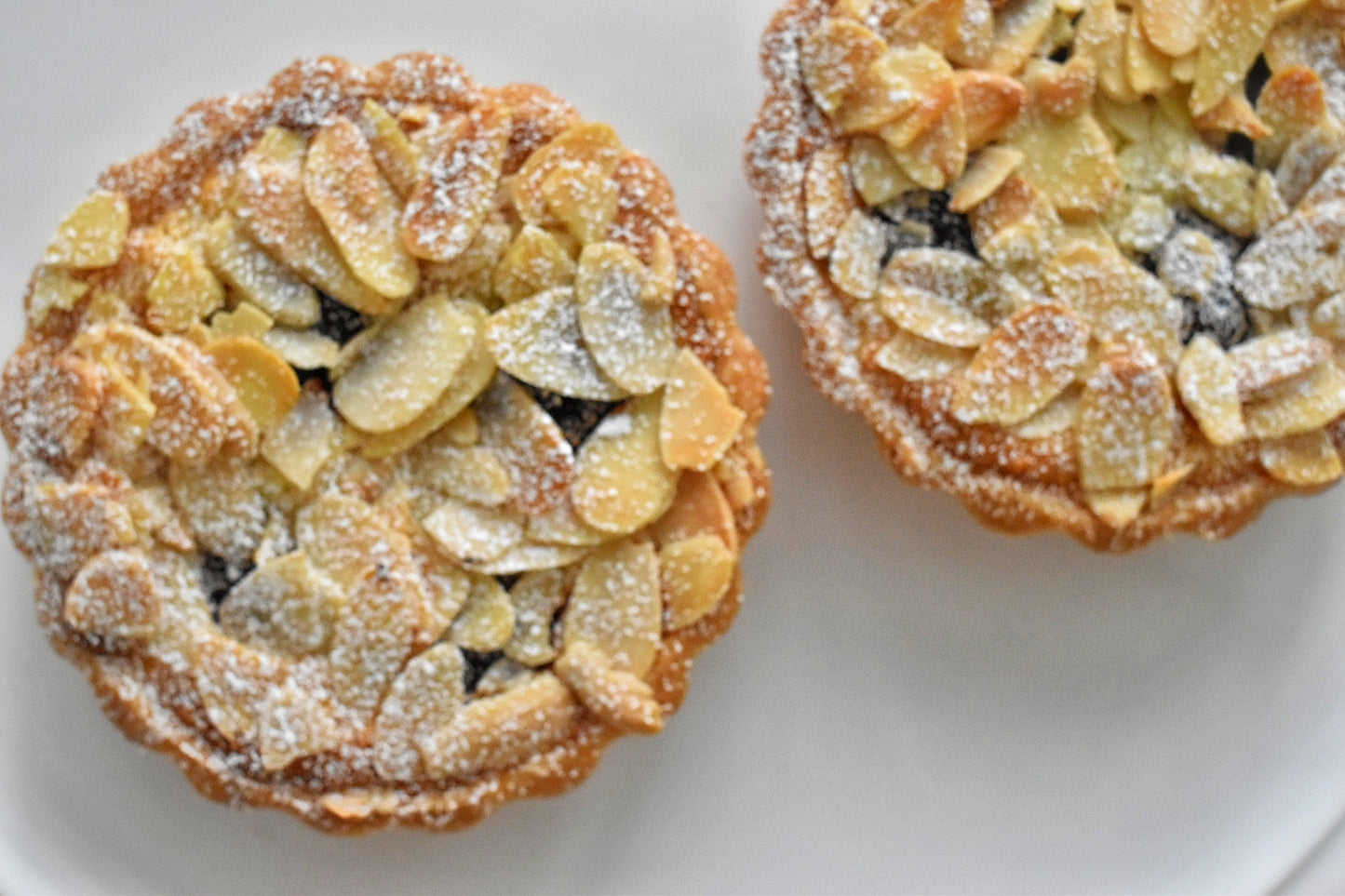 Cherry Almond Cream-cheese Tart (2 pcs, 4")