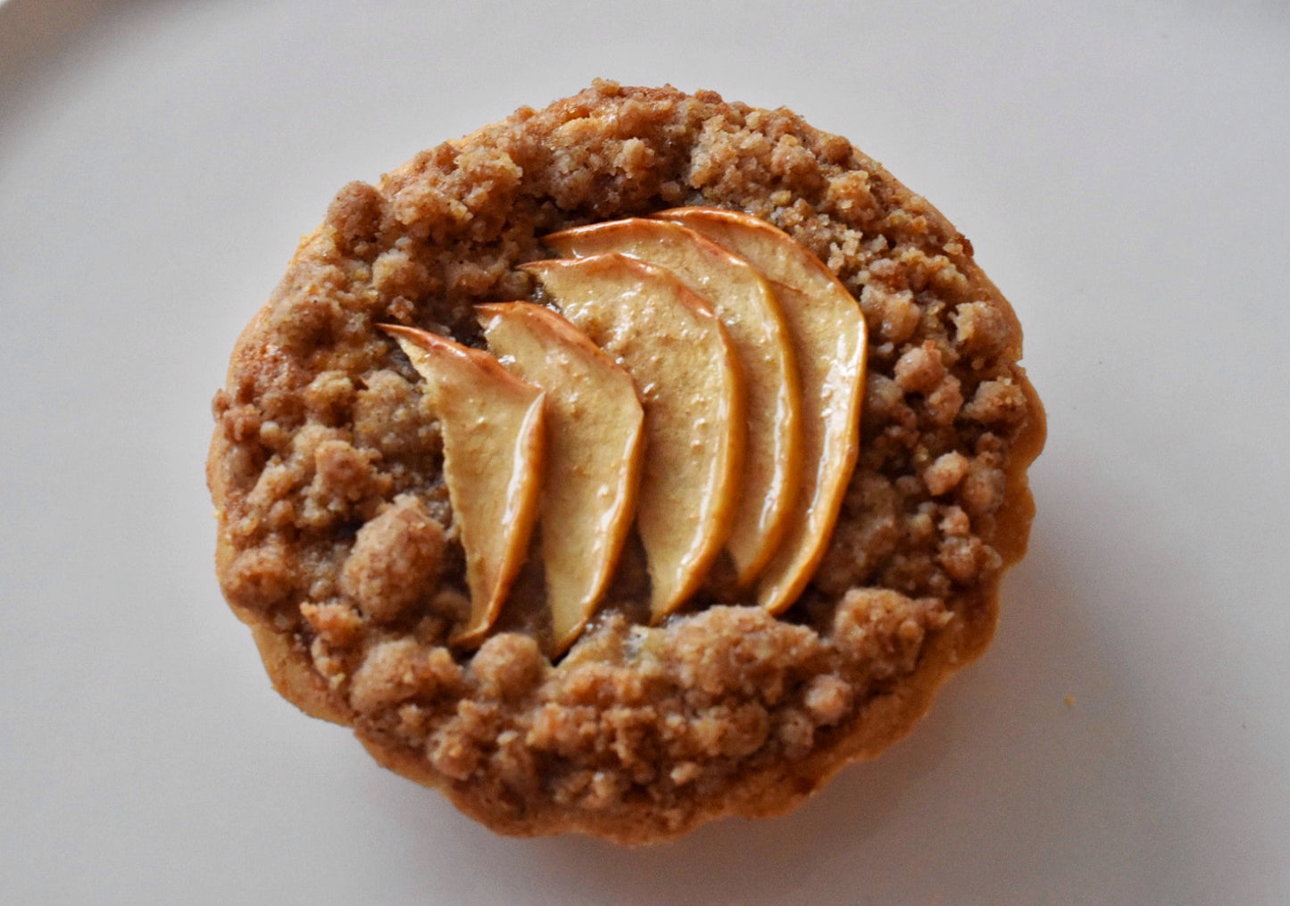 Earl grey Apple Streusel Tart (2 pcs, 4")