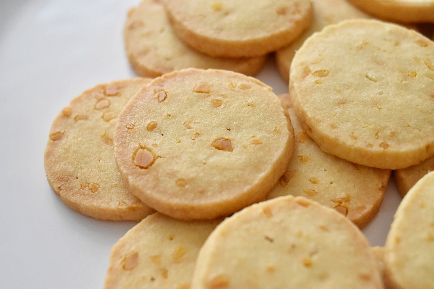 Salted Egg-Yolk Shortbread Cookies (200g)